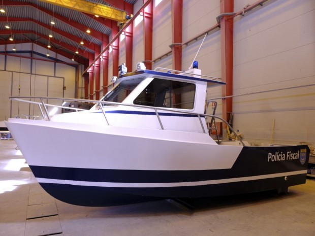 LANCHA DE PATRULHA 7,5M